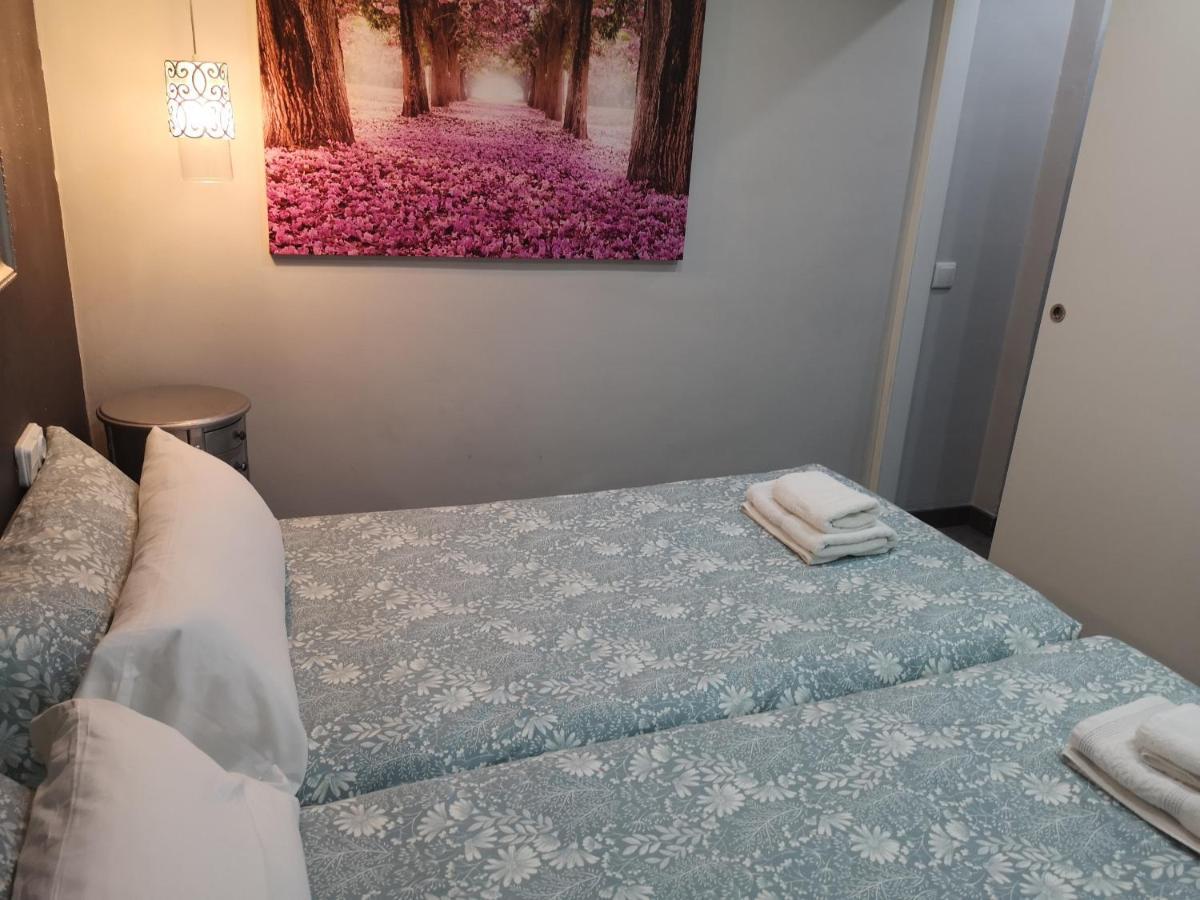 Aparteasy - Eixample Center Barcelona Luaran gambar